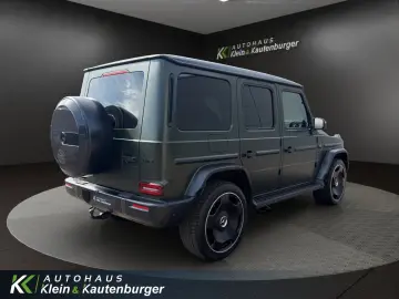 MERCEDES-BENZ G63 OLIV MAGNO  CARBON 360  FULL LACKS…