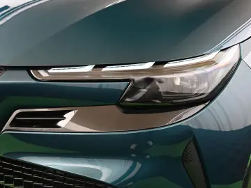 ALFA ROMEO Junior-e 54 kWh LED CARPLAY KAMERA ACC 18