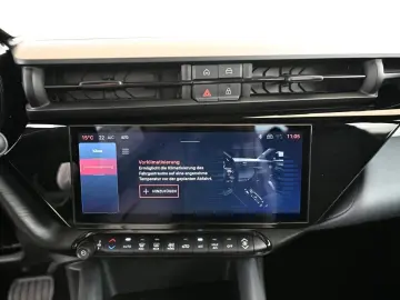 ALFA ROMEO Junior-e 54 kWh LED CARPLAY KAMERA ACC 18