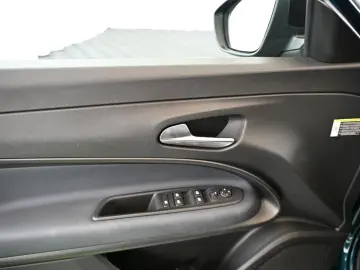 ALFA ROMEO Junior-e 54 kWh LED CARPLAY KAMERA ACC 18