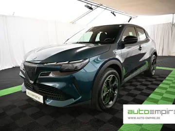 ALFA ROMEO Junior-e 54 kWh LED CARPLAY KAMERA ACC 18