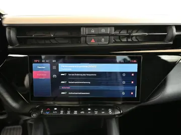 ALFA ROMEO Junior-e 54 kWh LED CARPLAY KAMERA ACC 18