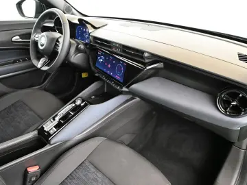ALFA ROMEO Junior-e 54 kWh LED CARPLAY KAMERA ACC 18