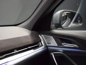 BMW X2 20d xDrive M Sport 360  Pano HuD AHK h k ACC