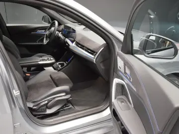 BMW X2 20d xDrive M Sport 360  Pano HuD AHK h k ACC