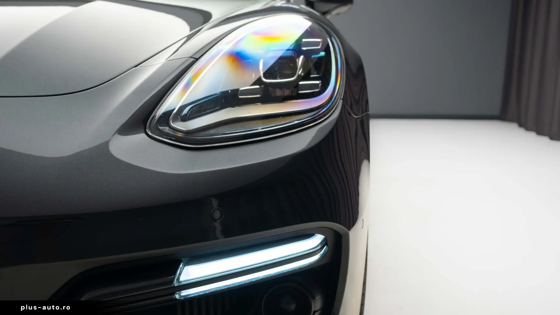 Porsche Panamera Sport Turismo 4 E-Hybrid