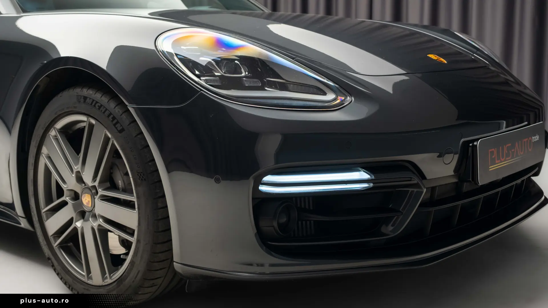 Porsche Panamera Sport Turismo 4 E-Hybrid