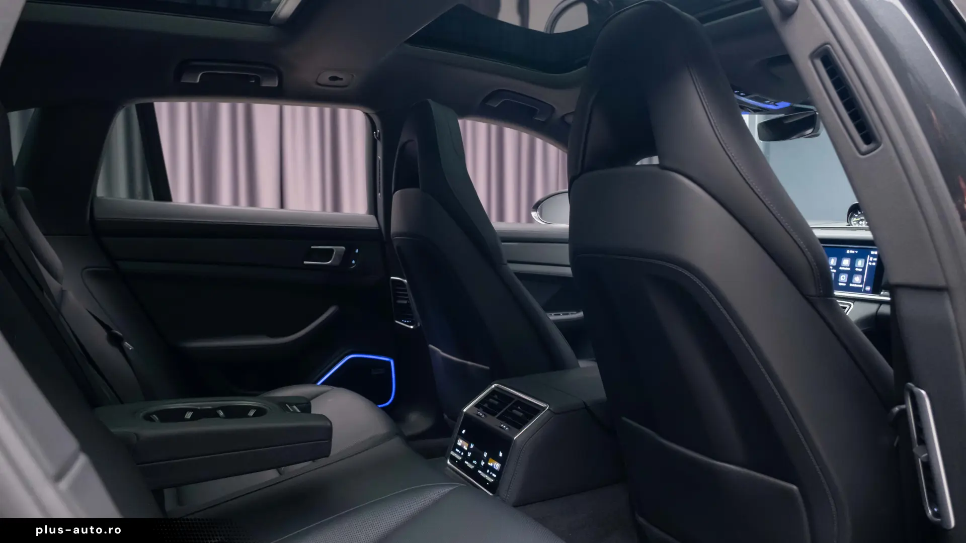 Porsche Panamera Sport Turismo 4 E-Hybrid