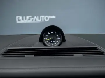 Porsche Panamera Sport Turismo 4 E-Hybrid