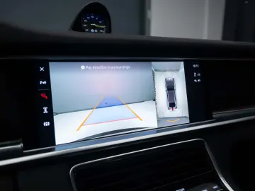 Porsche Panamera Sport Turismo 4 E-Hybrid