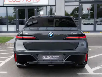 BMW 750e xDrive M Sport Pro INDIVIDUAL - LIVRARE IMEDIATA!