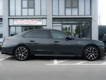 BMW 750e xDrive M Sport Pro INDIVIDUAL - LIVRARE IMEDIATA!