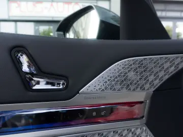 BMW 750e xDrive M Sport Pro INDIVIDUAL - LIVRARE IMEDIATA!