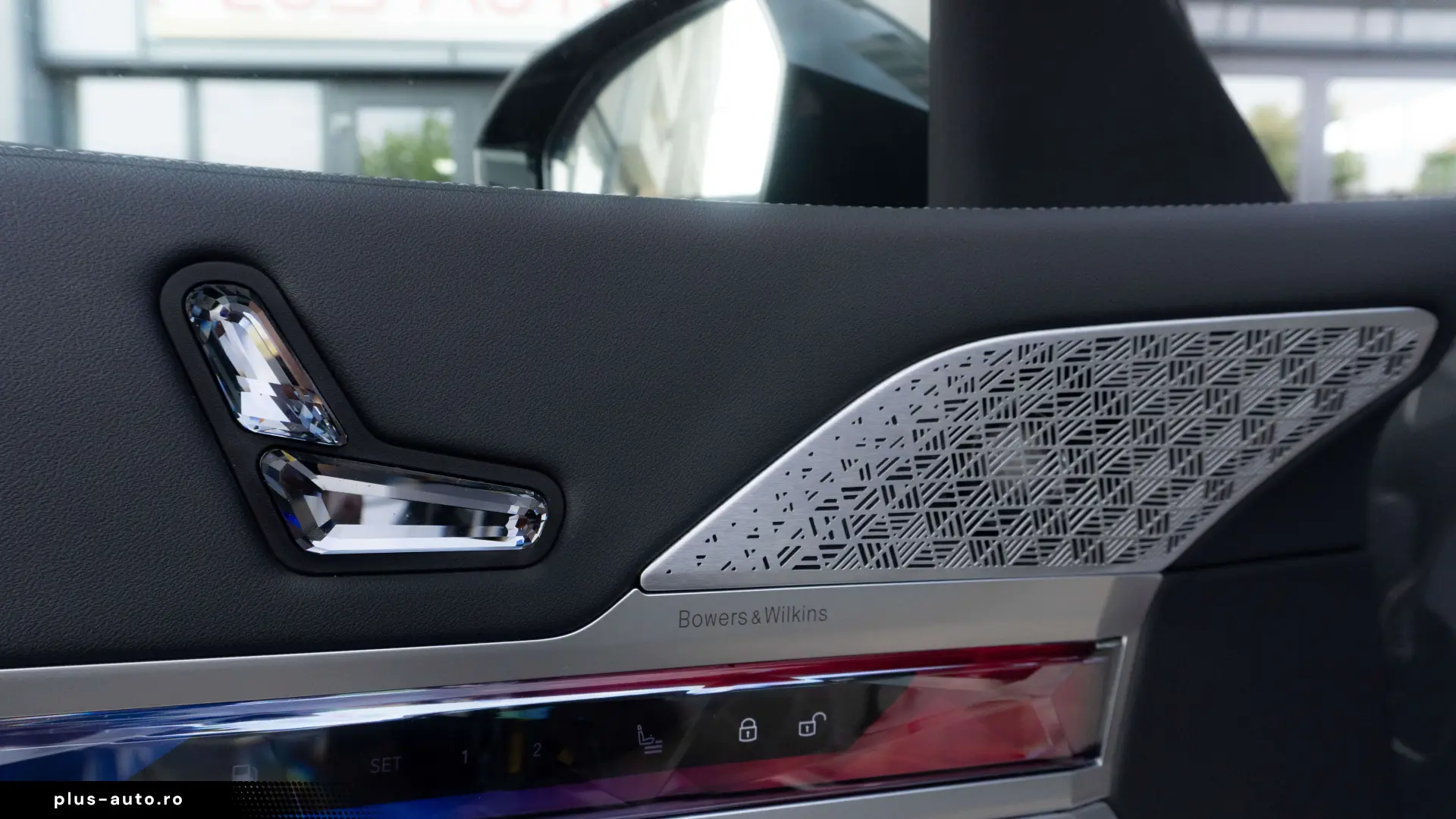BMW 750e xDrive M Sport Pro INDIVIDUAL - LIVRARE IMEDIATA!