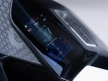BMW 750e xDrive M Sport Pro INDIVIDUAL - LIVRARE IMEDIATA!