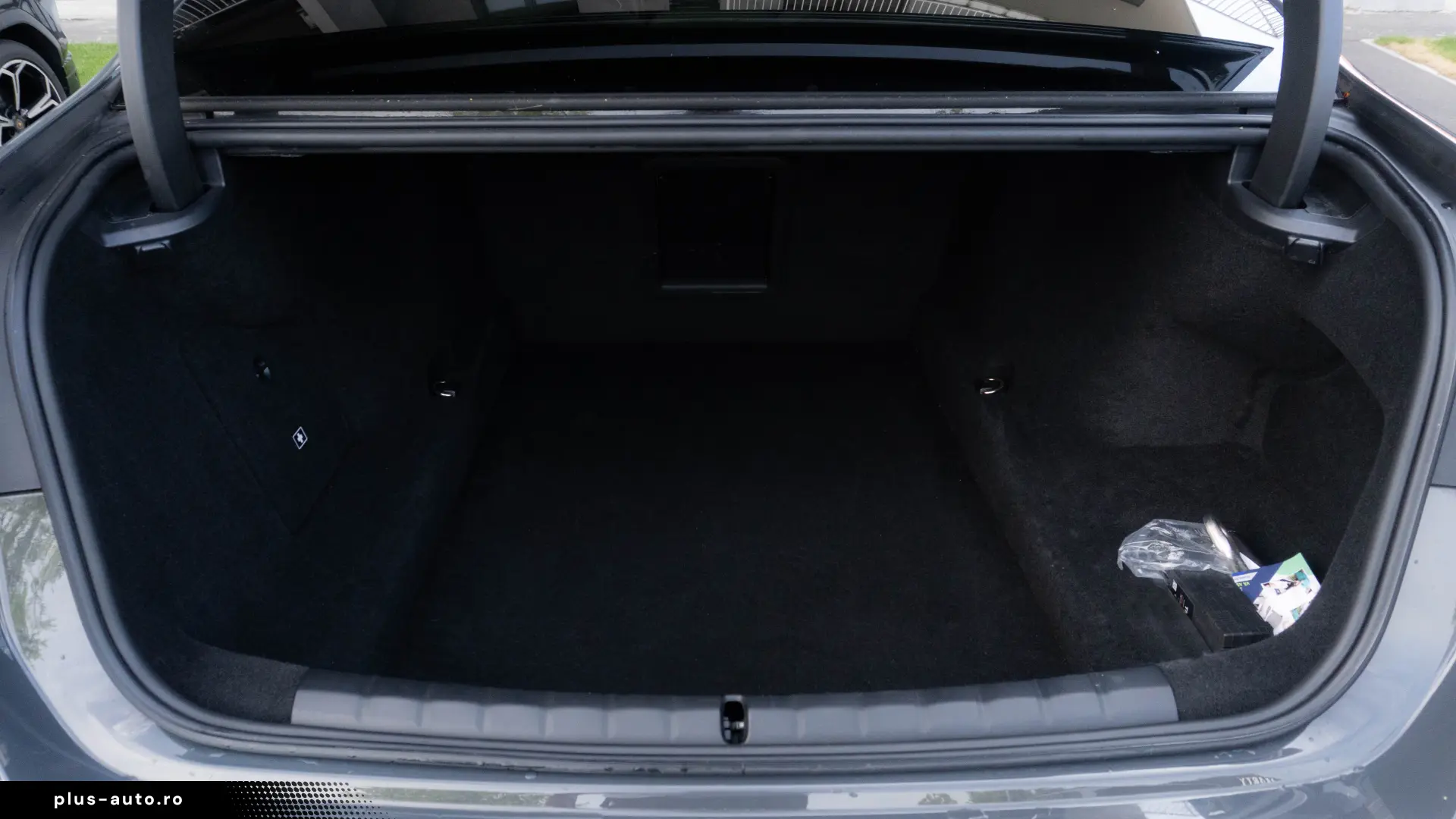 BMW 750e xDrive M Sport Pro INDIVIDUAL - LIVRARE IMEDIATA!
