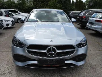 MERCEDES-BENZ C 300e Avantgarde LED AHK MBUX Kamera 8-fach