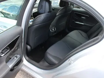 MERCEDES-BENZ C 300e Avantgarde LED AHK MBUX Kamera 8-fach