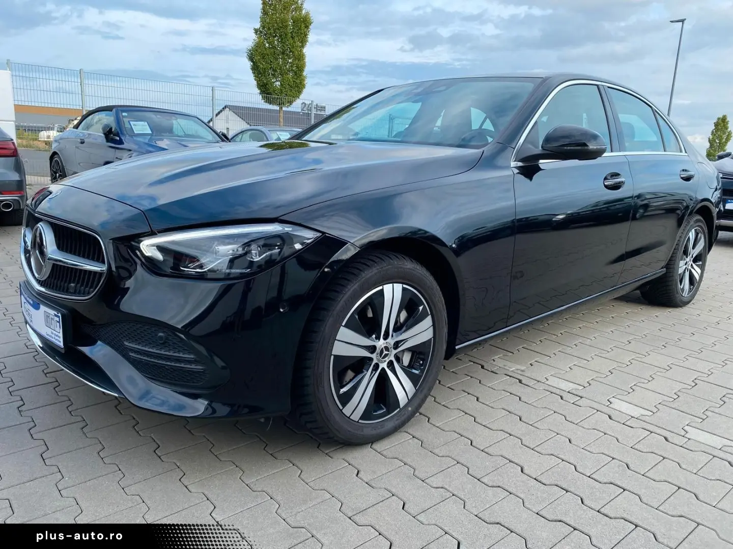 MERCEDES-BENZ C 300 Lim.e LASER NAVI R-KAM Plug in SER.NEU