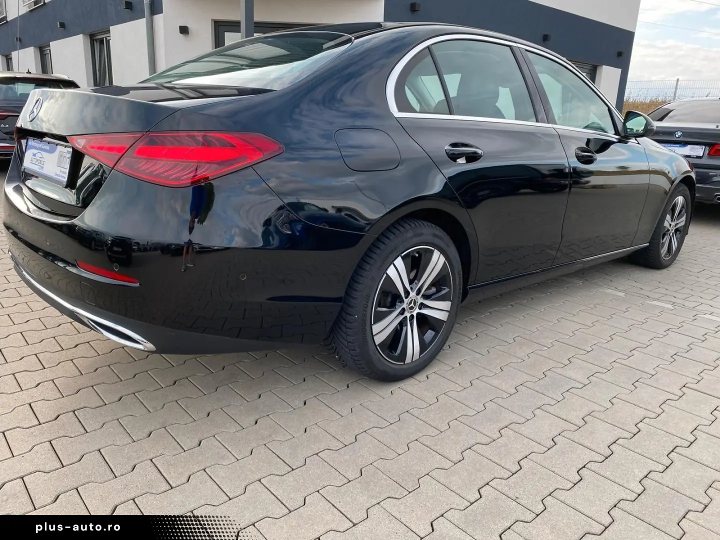 MERCEDES-BENZ C 300 Lim.e LASER NAVI R-KAM Plug in SER.NEU
