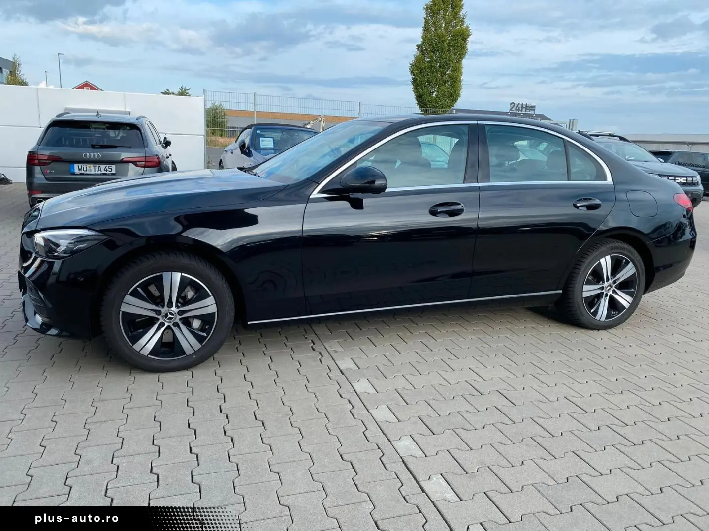 MERCEDES-BENZ C 300 Lim.e LASER NAVI R-KAM Plug in SER.NEU