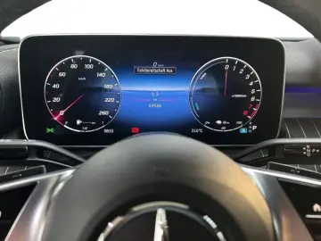 MERCEDES-BENZ C 300 e AUT Akustikglas Kam. KeyLess K…