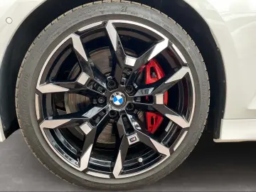 BMW 330i xDrive Limousine M Sport Navi Harman K LED