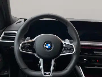 BMW 330i xDrive Limousine M Sport Navi Harman K LED