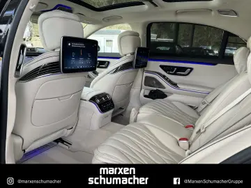 MERCEDES-BENZ AMG S 63 E Perf Keramik Drivers Burm4D…