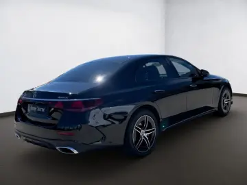 MERCEDES-BENZ E 400 e 4M AMG-ADV  SUPERSCREEN NIGHT …