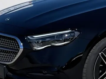 MERCEDES-BENZ E 400 e 4M AMG-ADV  SUPERSCREEN NIGHT …