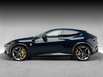 FERRARI Purosangue