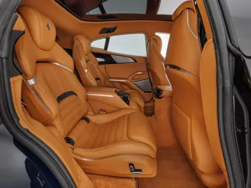 FERRARI Purosangue