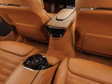 FERRARI Purosangue