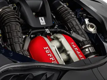 FERRARI Purosangue