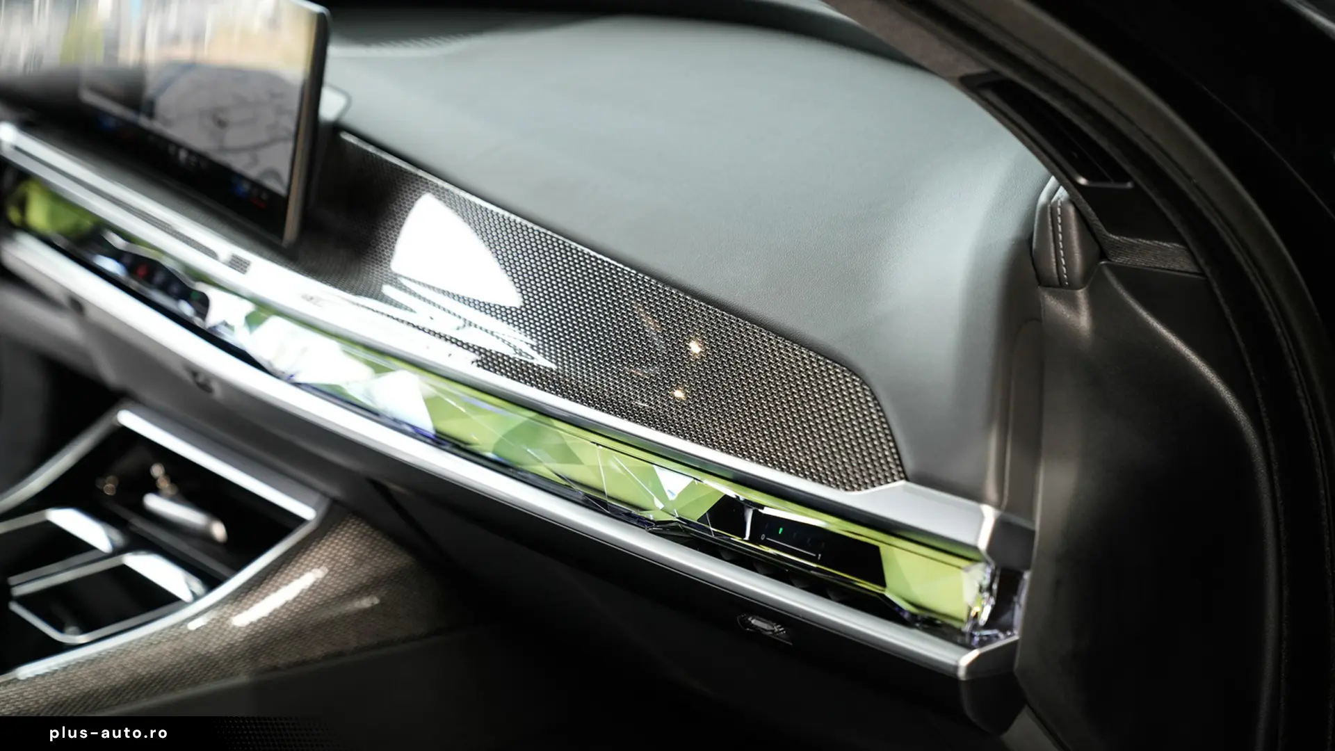 BMW 740d xDrive M SPORT PRO   Finanțare Leasing