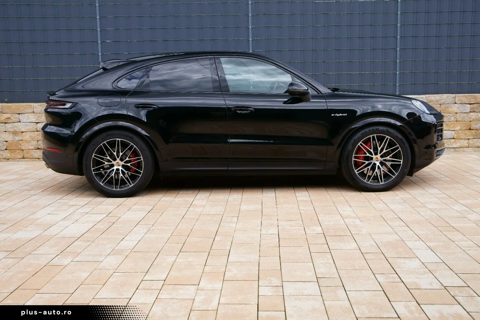 PORSCHE Cayenne Coupe S E-Hybrid  HLA HD-MATRIX INNO