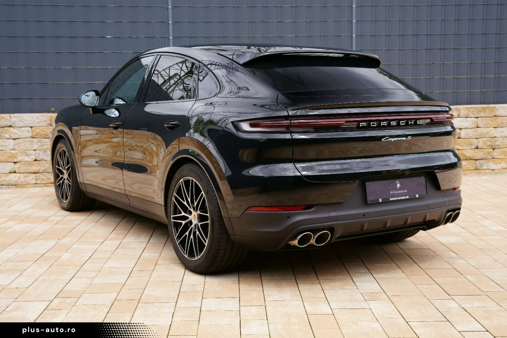 PORSCHE Cayenne Coupe S E-Hybrid  HLA HD-MATRIX INNO