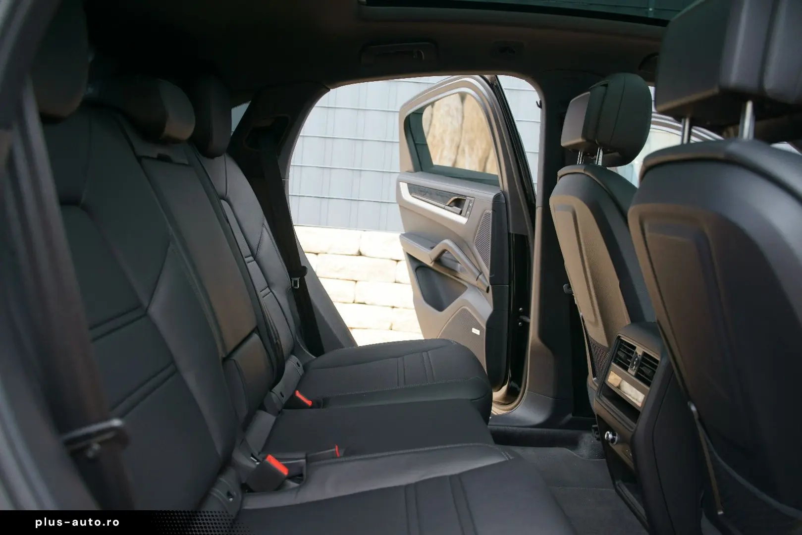 PORSCHE Cayenne Coupe S E-Hybrid  HLA HD-MATRIX INNO