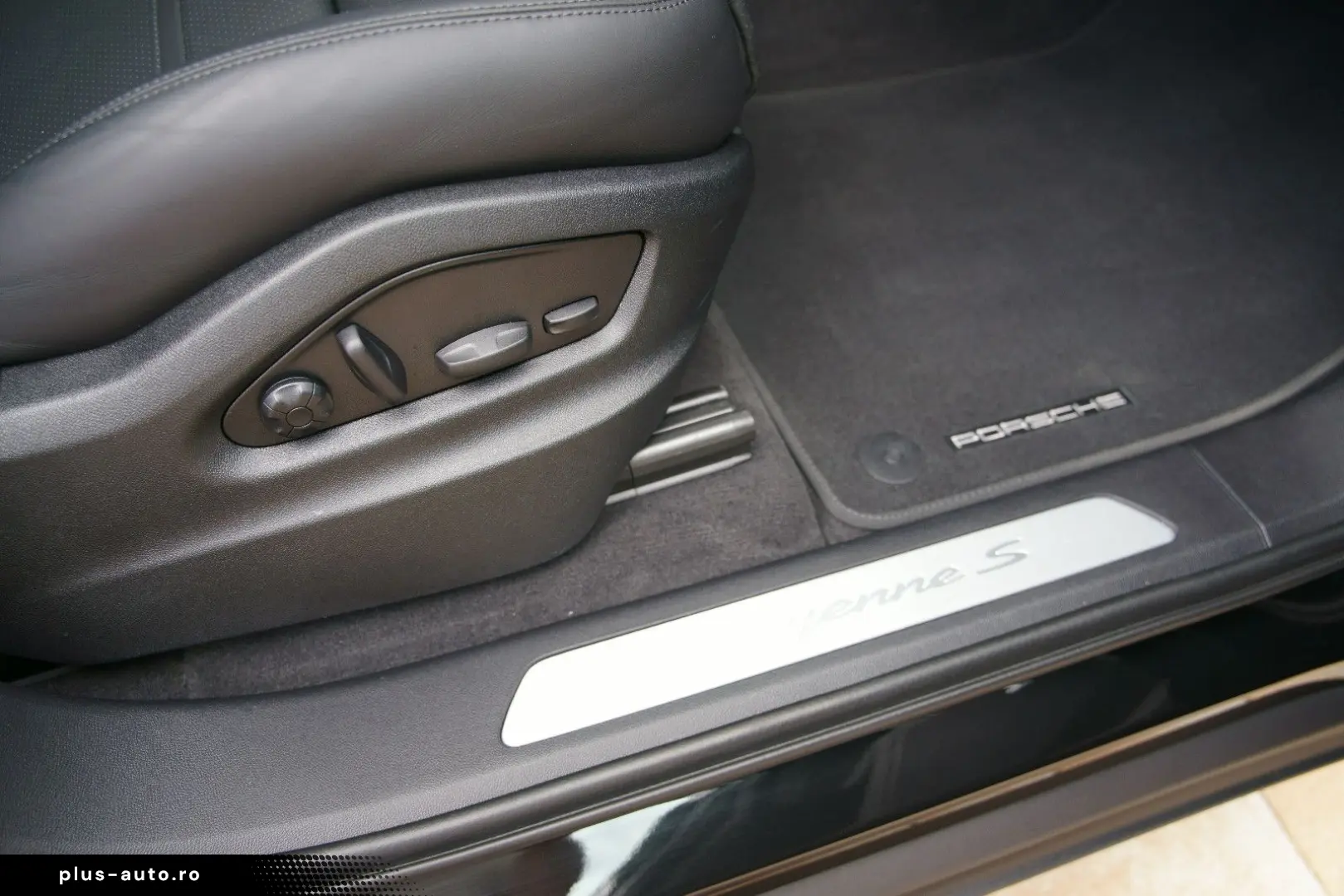 PORSCHE Cayenne Coupe S E-Hybrid  HLA HD-MATRIX INNO