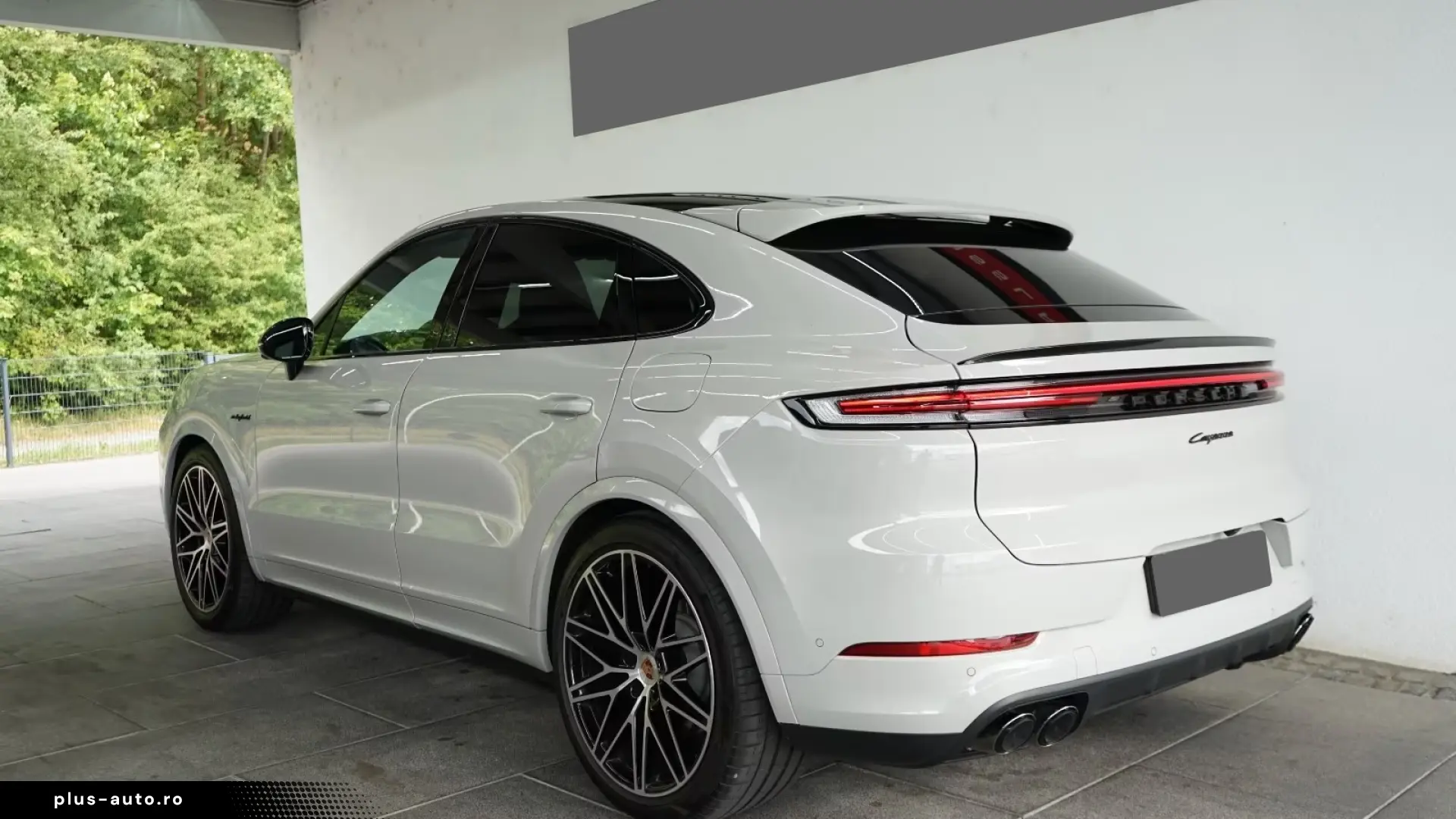 Porsche Cayenne Coupe E-Hybrid Black Ed   Finanțare Leasing