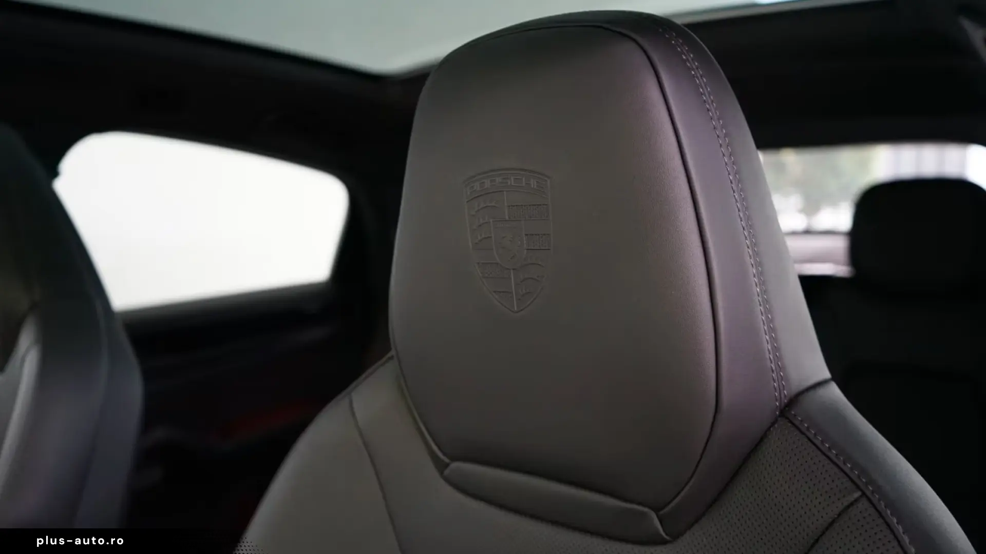Porsche Cayenne Coupe E-Hybrid Black Ed   Finanțare Leasing