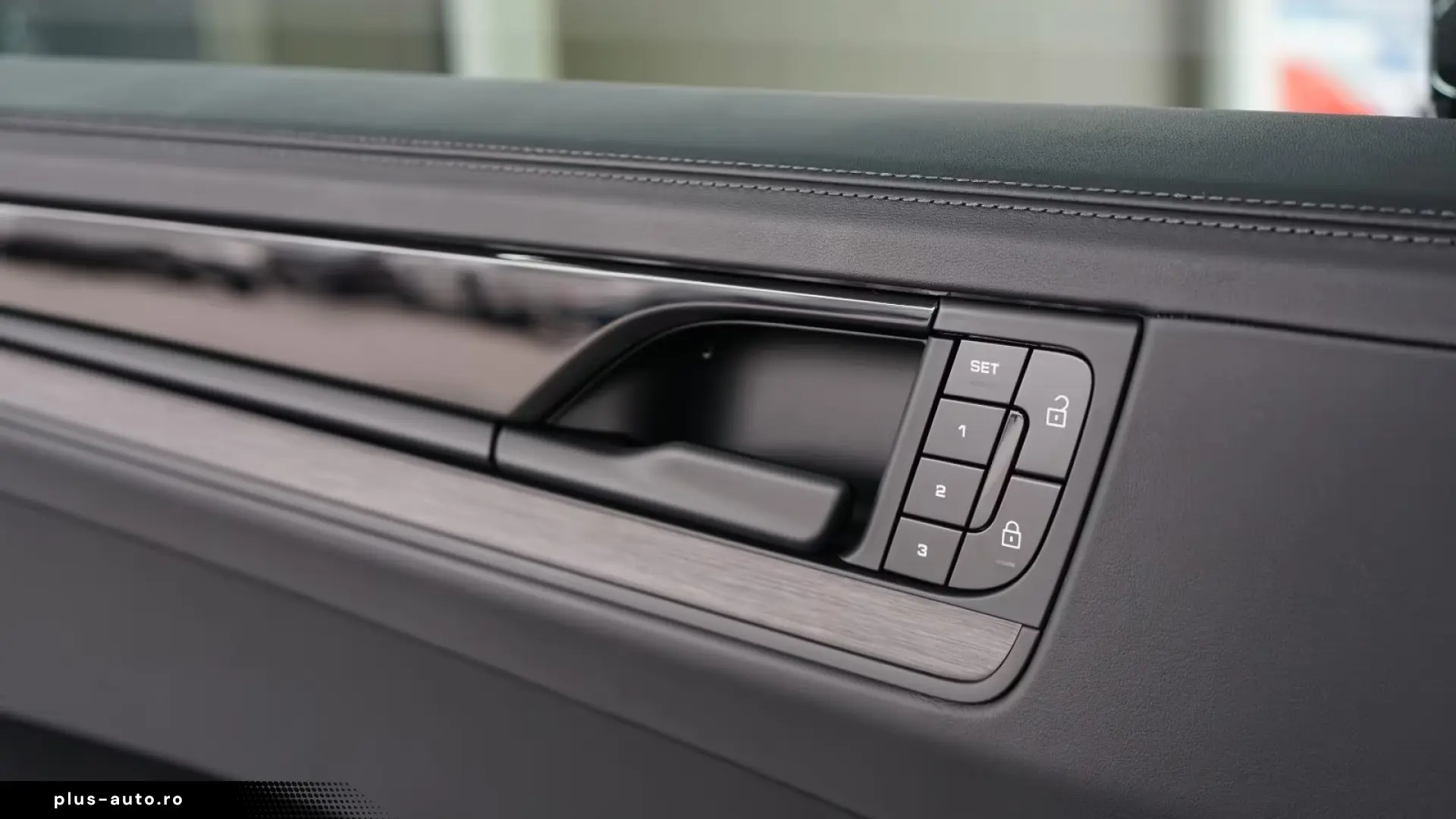 Porsche Cayenne Coupe E-Hybrid Black Ed   Finanțare Leasing