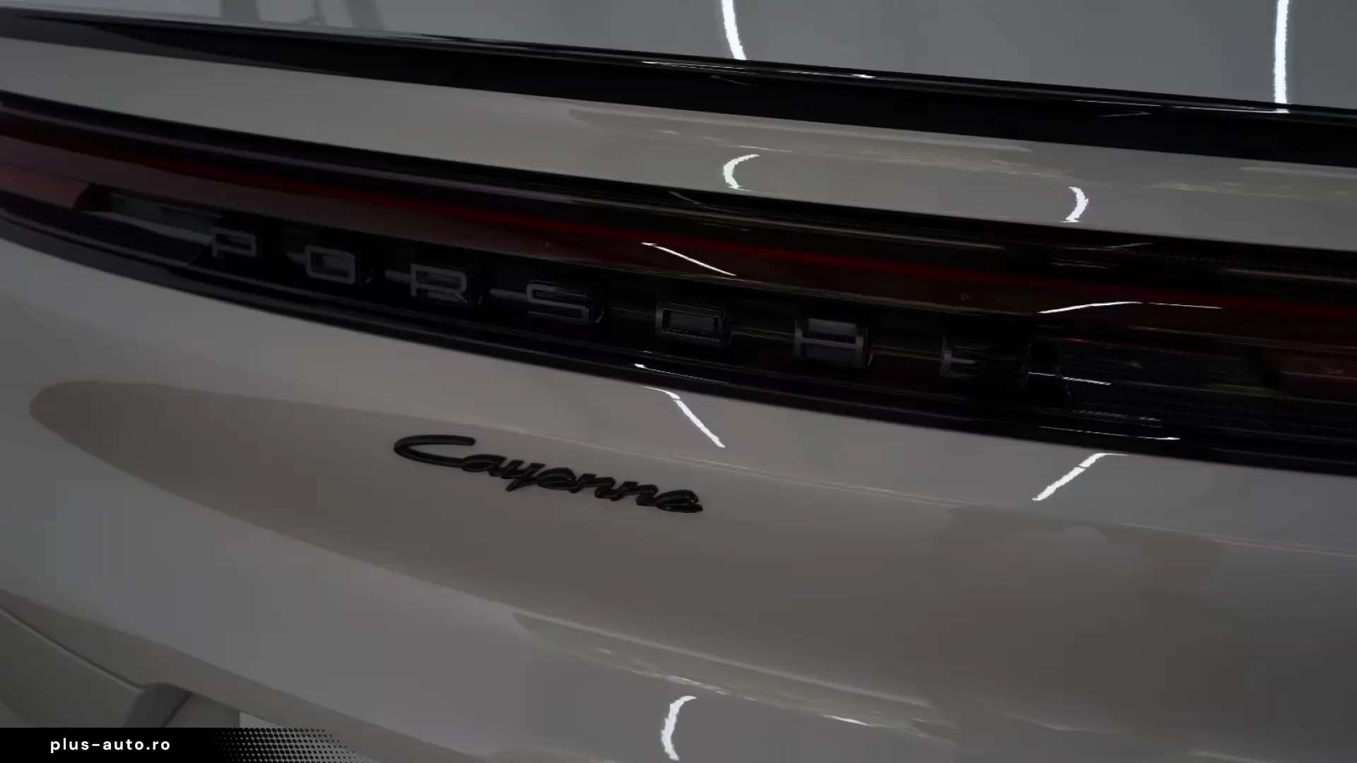 Porsche Cayenne Coupe E-Hybrid Black Ed   Finanțare Leasing