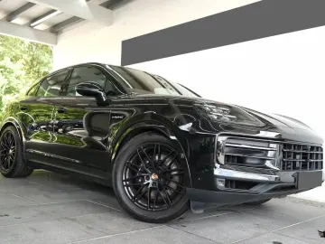 Porsche Cayenne Coupe E-Hybrid Display   Finanțare Leasing