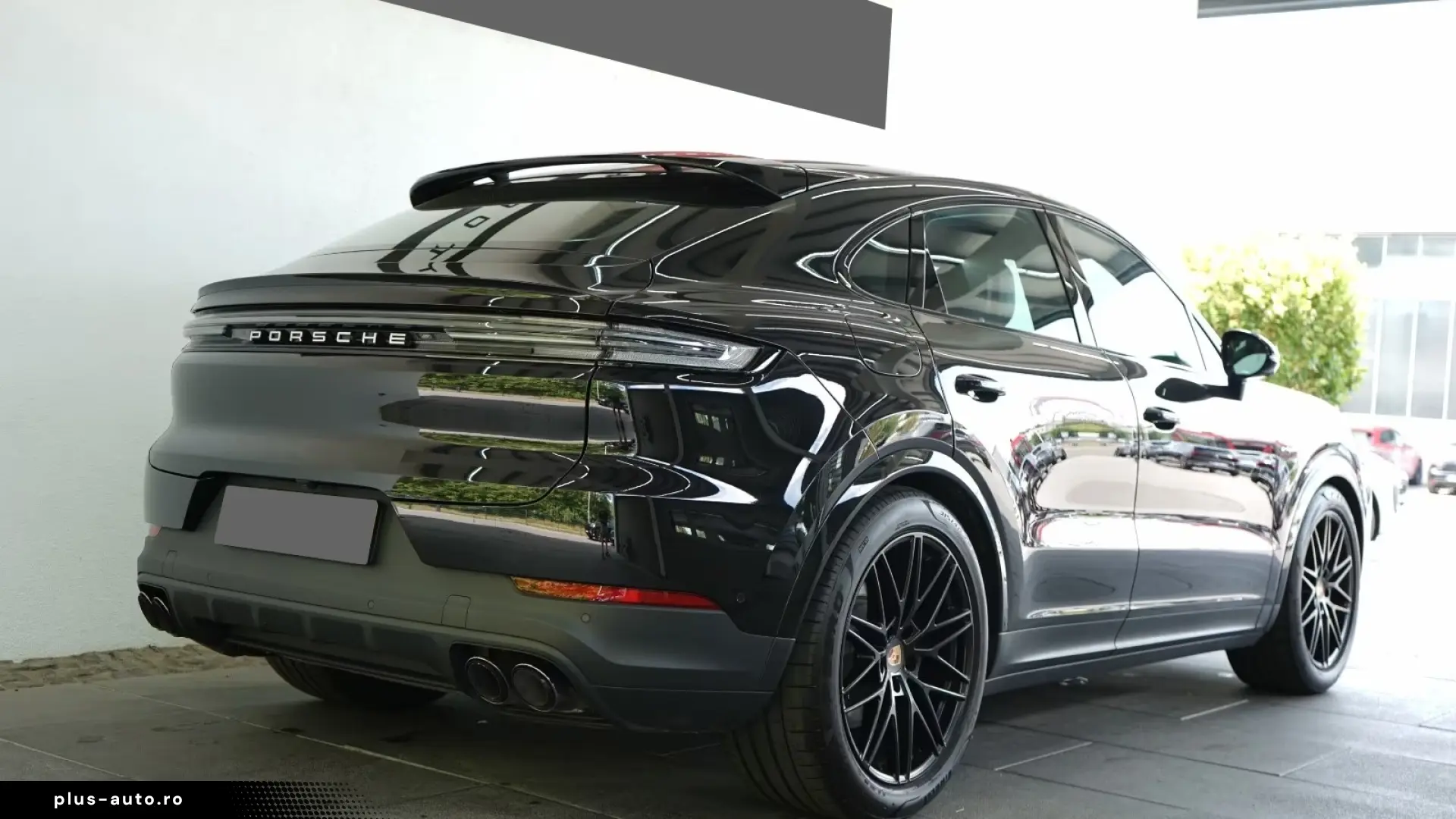 Porsche Cayenne Coupe E-Hybrid Display   Finanțare Leasing