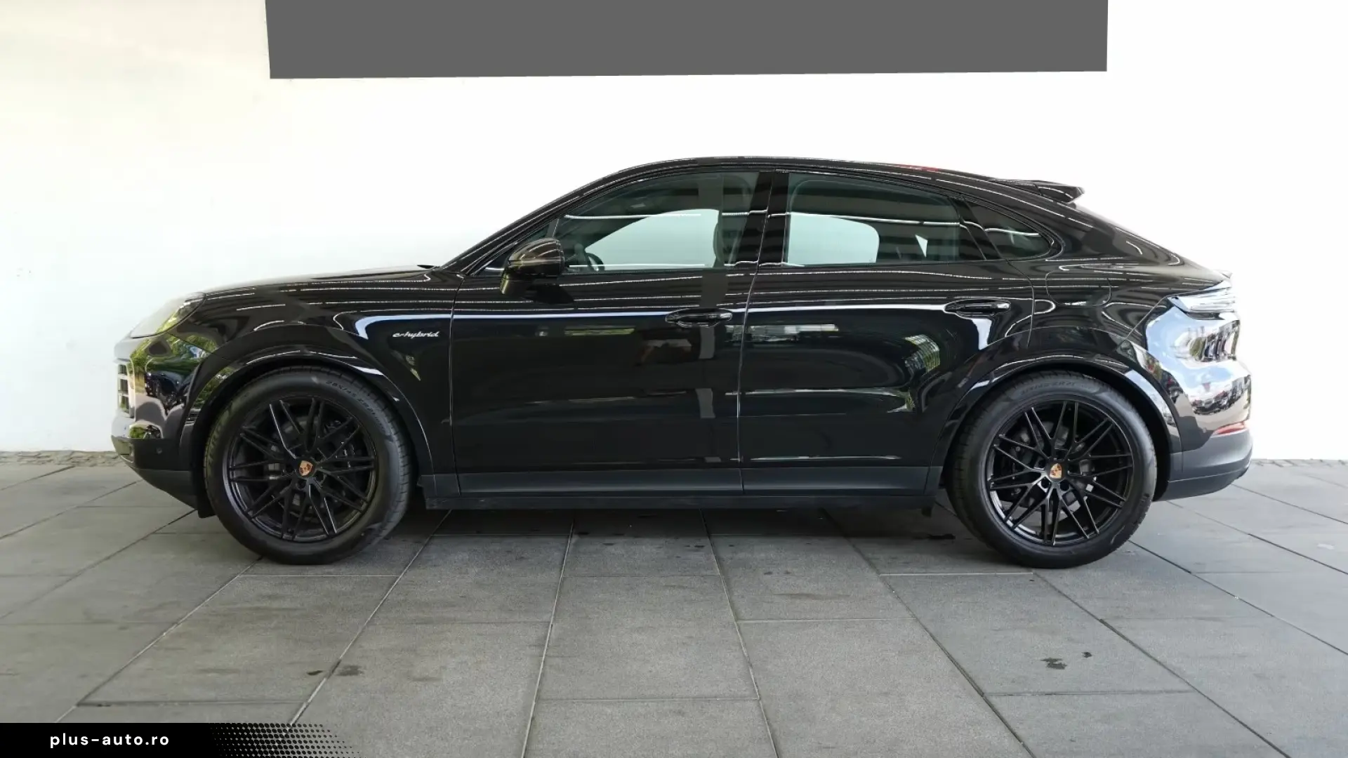 Porsche Cayenne Coupe E-Hybrid Display   Finanțare Leasing
