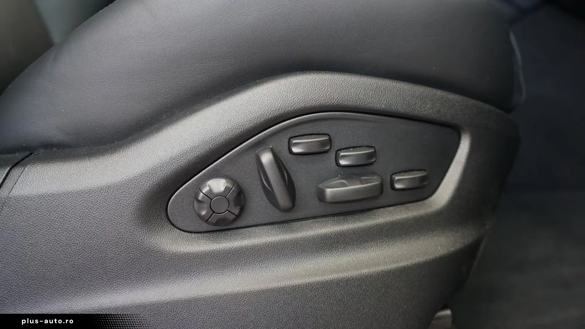 Porsche Cayenne Coupe Black Edition   Finanțare Leasing