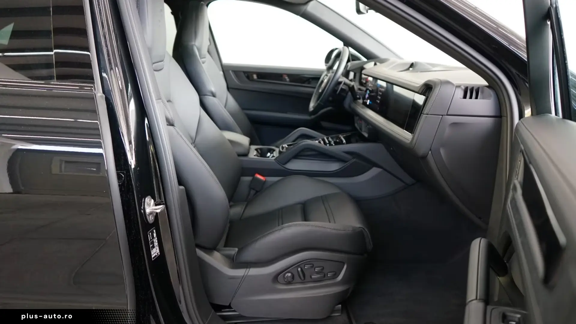 Porsche Cayenne Coupe Black Edition   Finanțare Leasing
