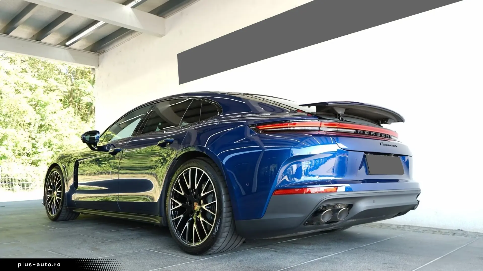 Porsche Panamera 4 E-Hybrid   Finanțare Leasing